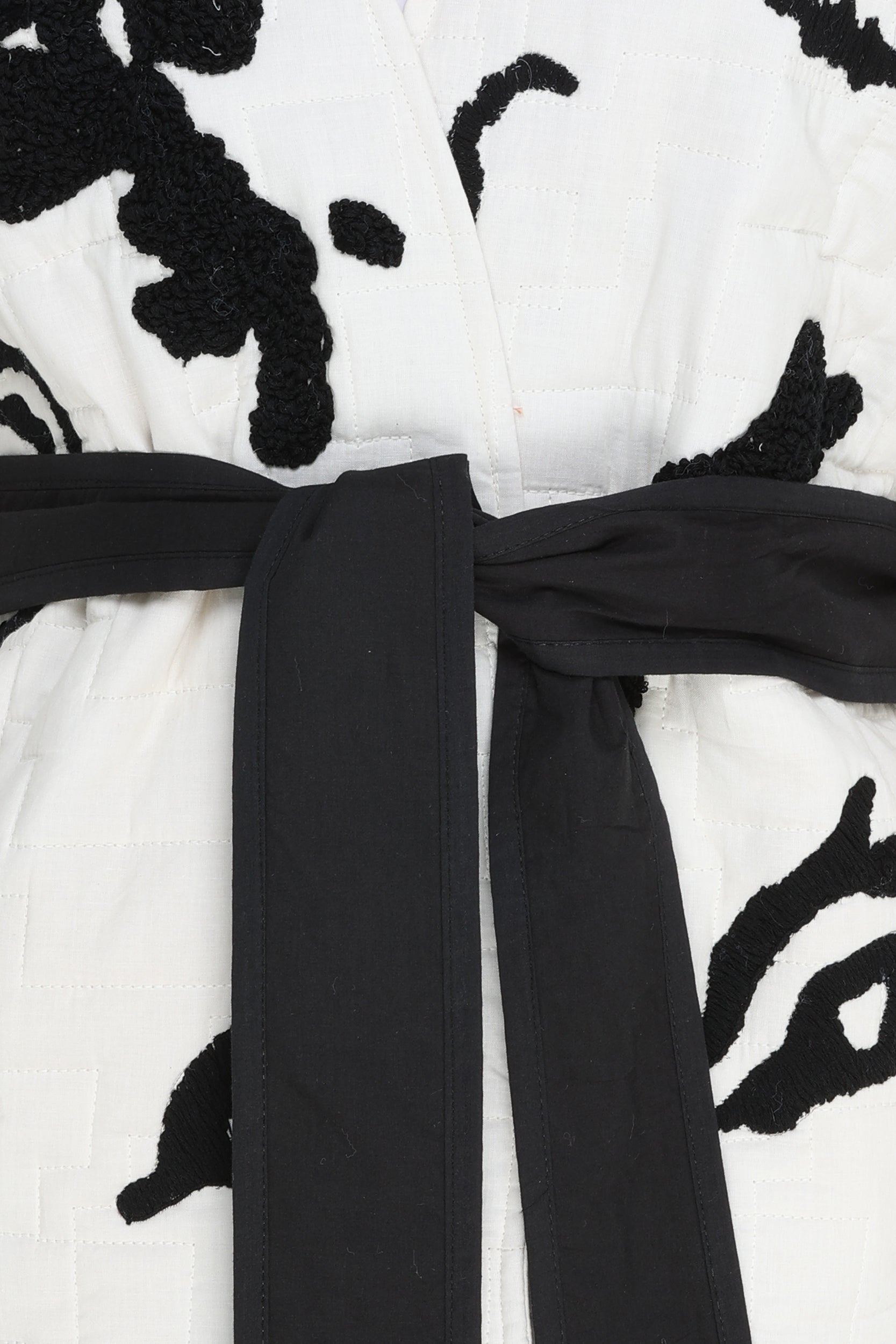 Weiße Kimono-Daunenjacke von Alysi