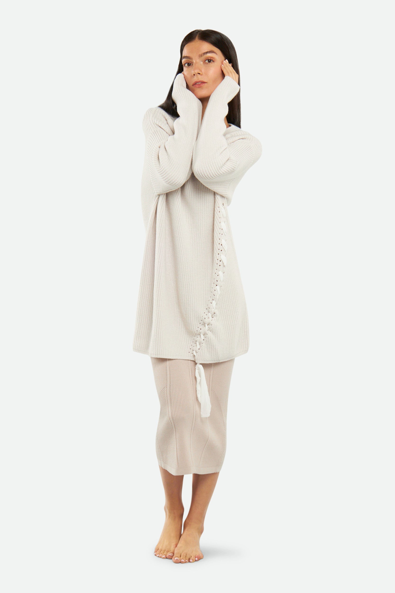 Patrizia Pepe über Beige Pullover