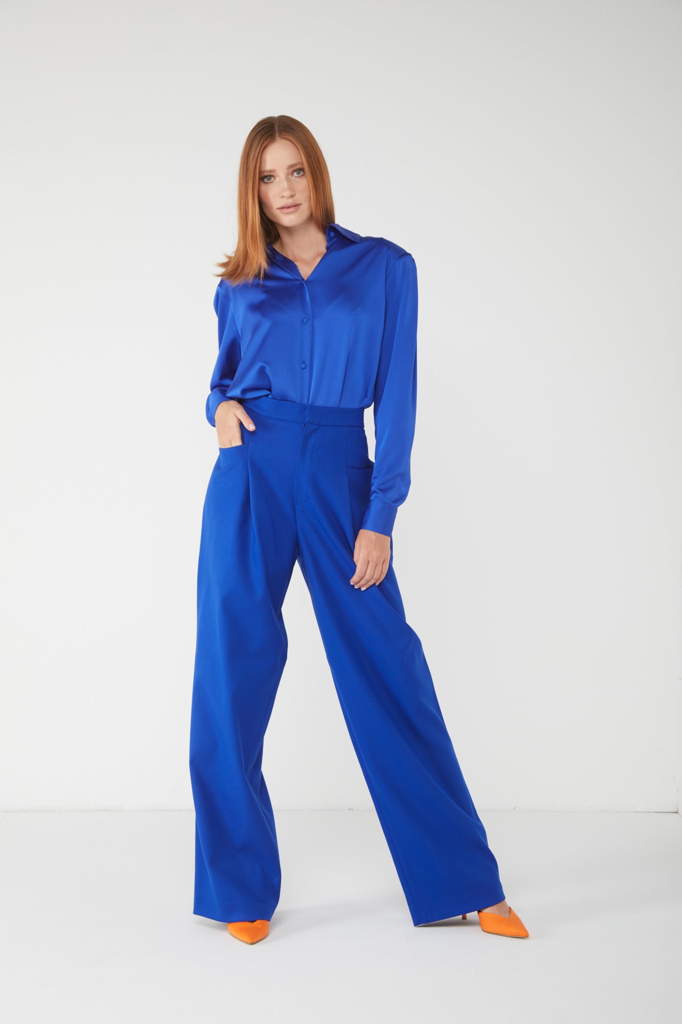 NINEMINUTES Hose The Crew Wool Blau