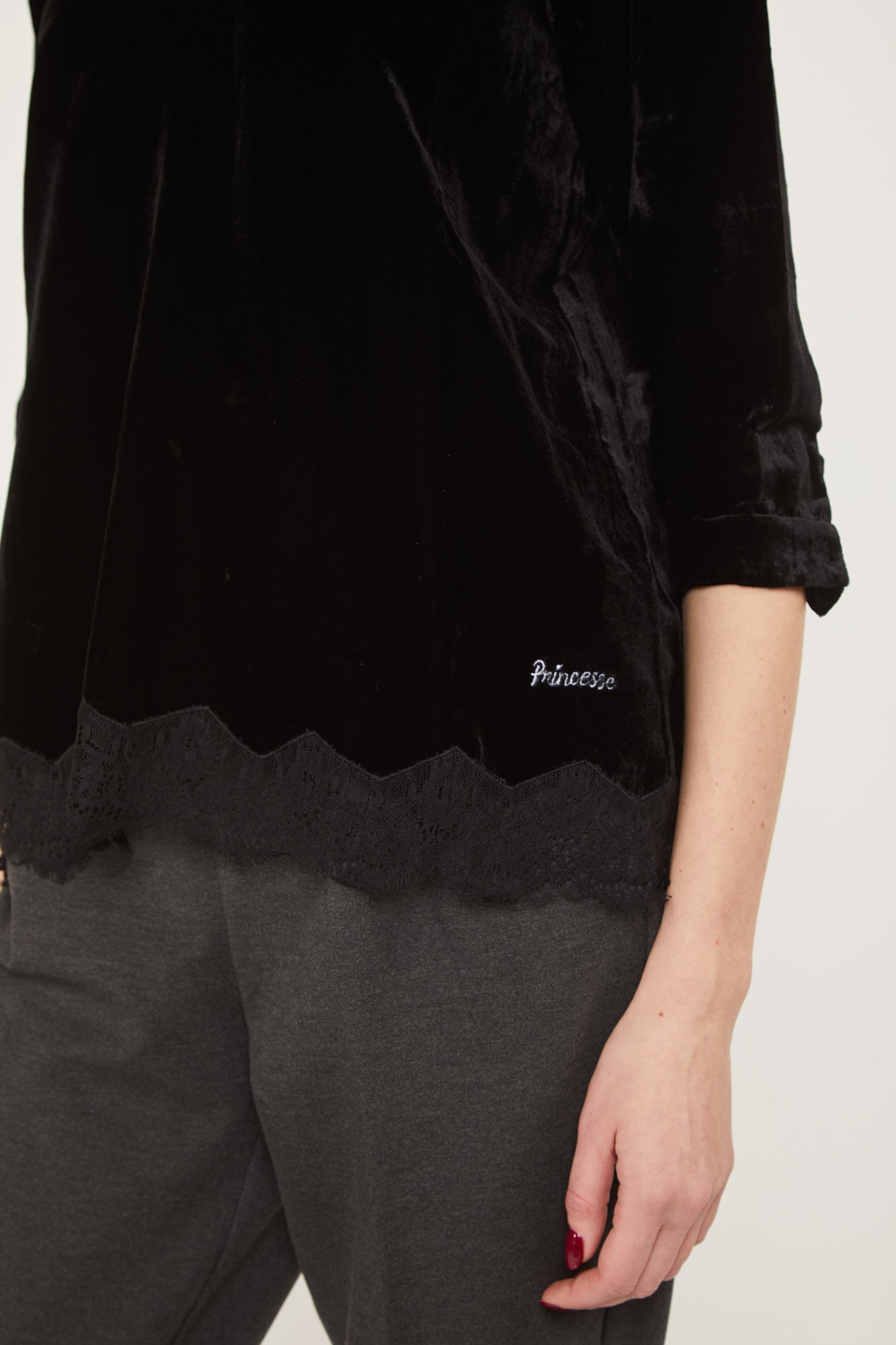 PRINCESSE LODO Schwarz Samtpullover