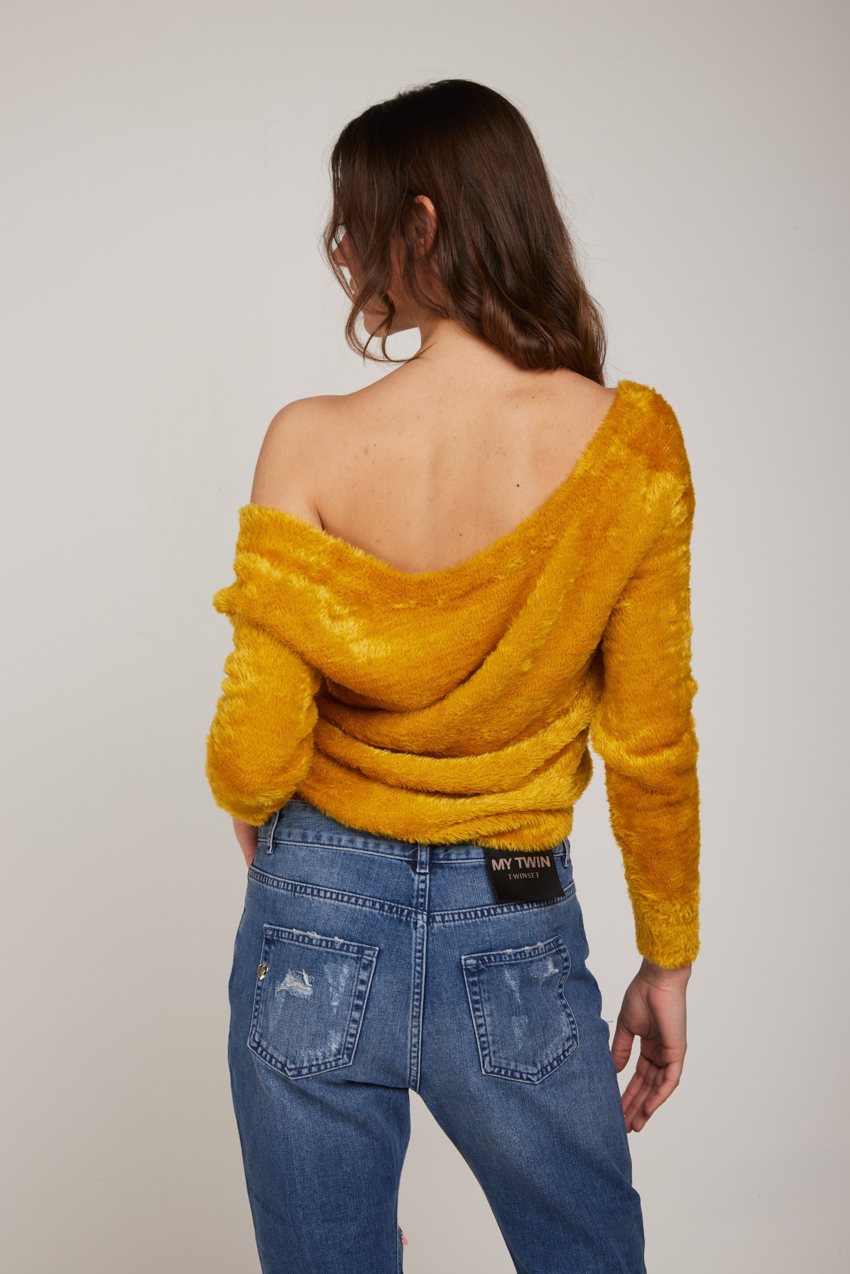 TWINSET Ockerfarbener Kunstpelzpullover