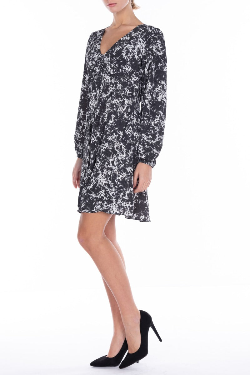 GLAMOURÖSES kurzes Weiße - Schwarz Kleid mit glitzerndem Print