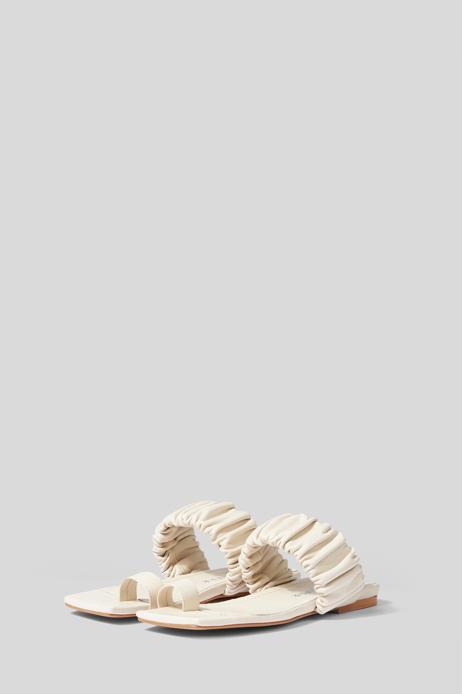 MARC ELLIS Weiße Flip-Flop-Sandale