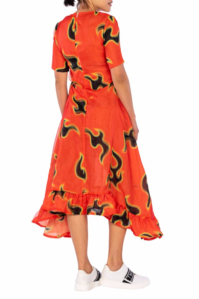 WEISSES langes Orange Kleid mit Flammendruck