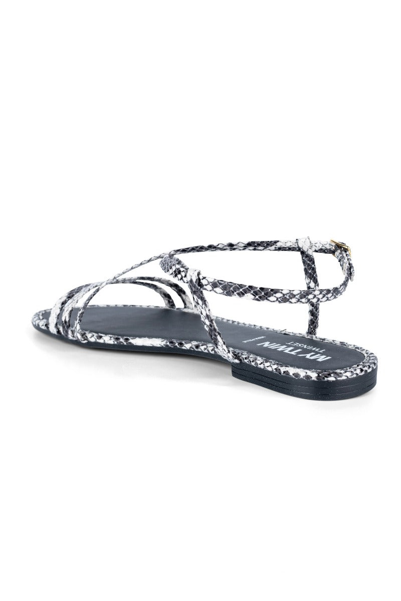 Meine flachen Sandalen mit Python-Print von Twin