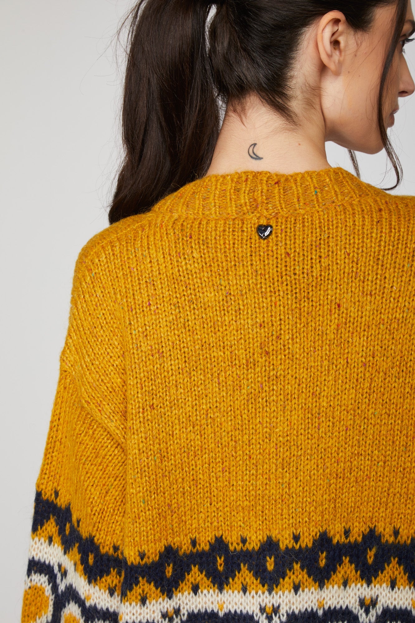 TWINSET Senffarbener Maxi-Cardigan mit Herzmuster