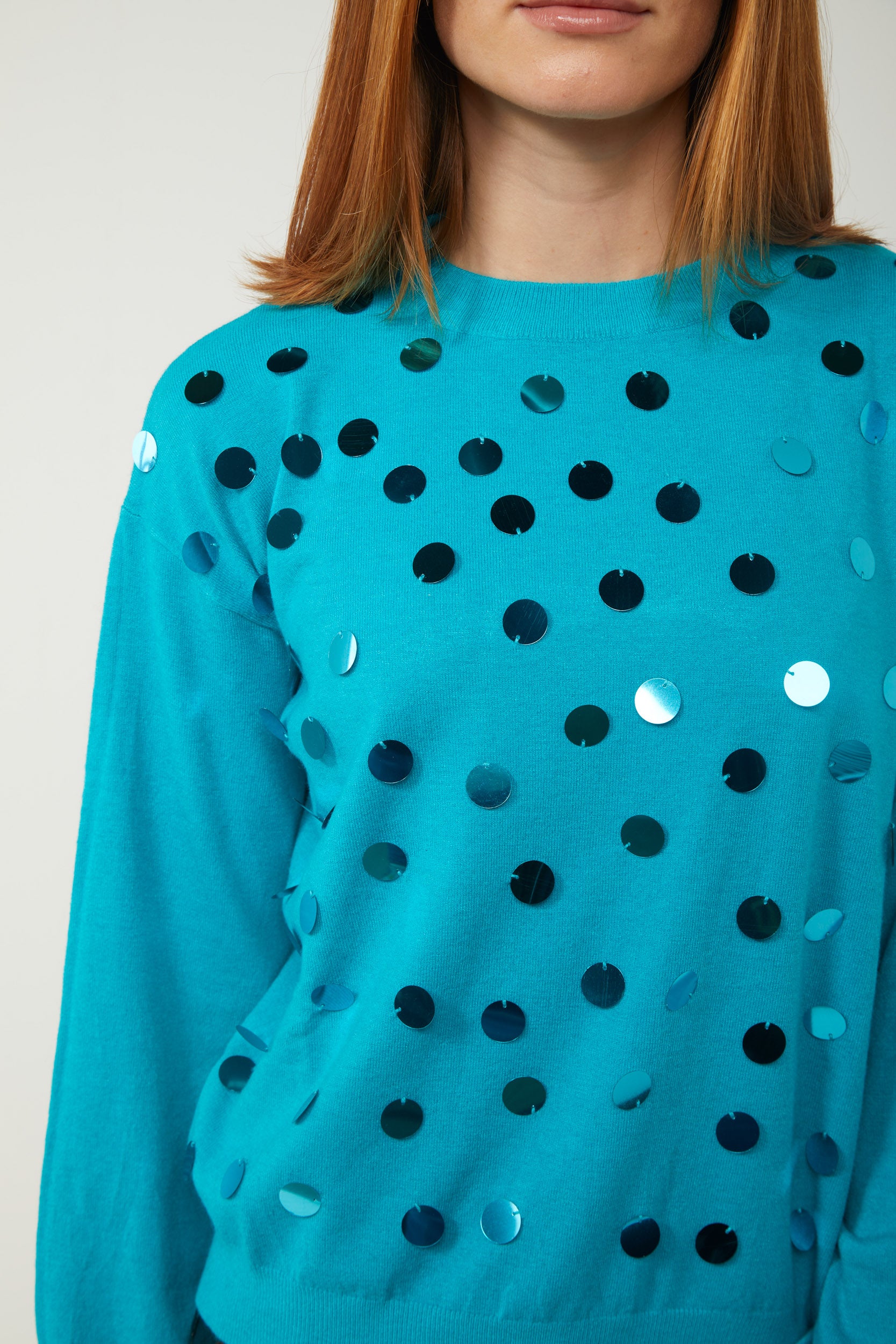 VICOLO Türkisfarbener Pullover mit Maxi-Pailletten