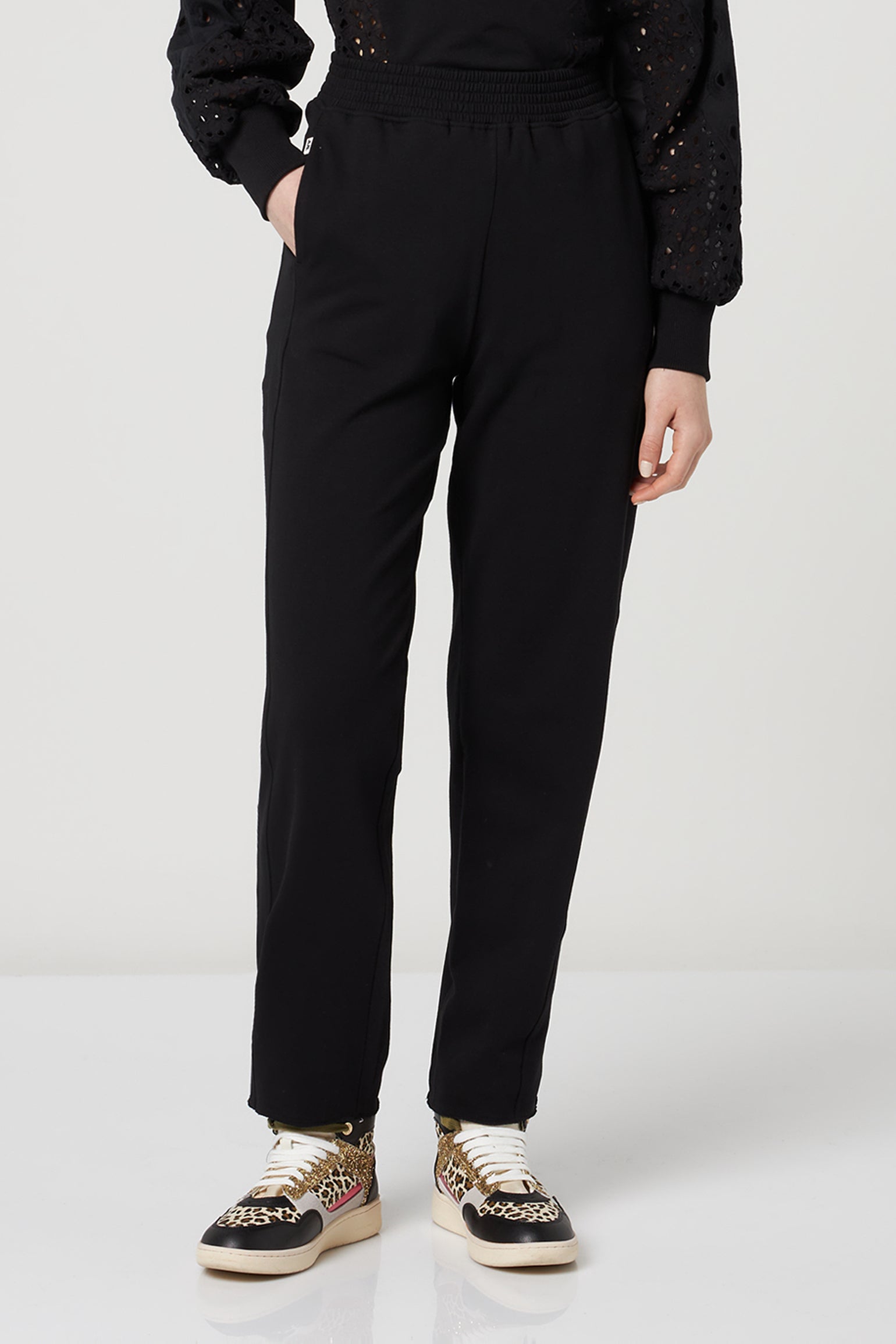 JIJIL Schwarz Trainingshose