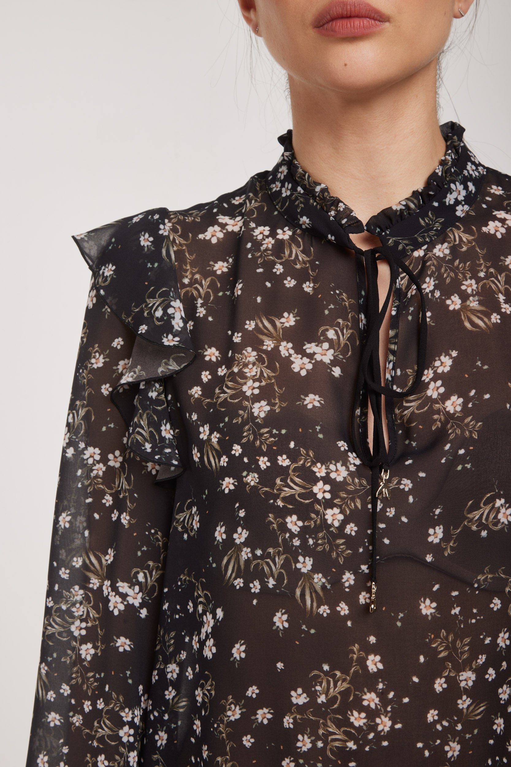 PATRIZIA PEPE Schwarz Blumenbluse
