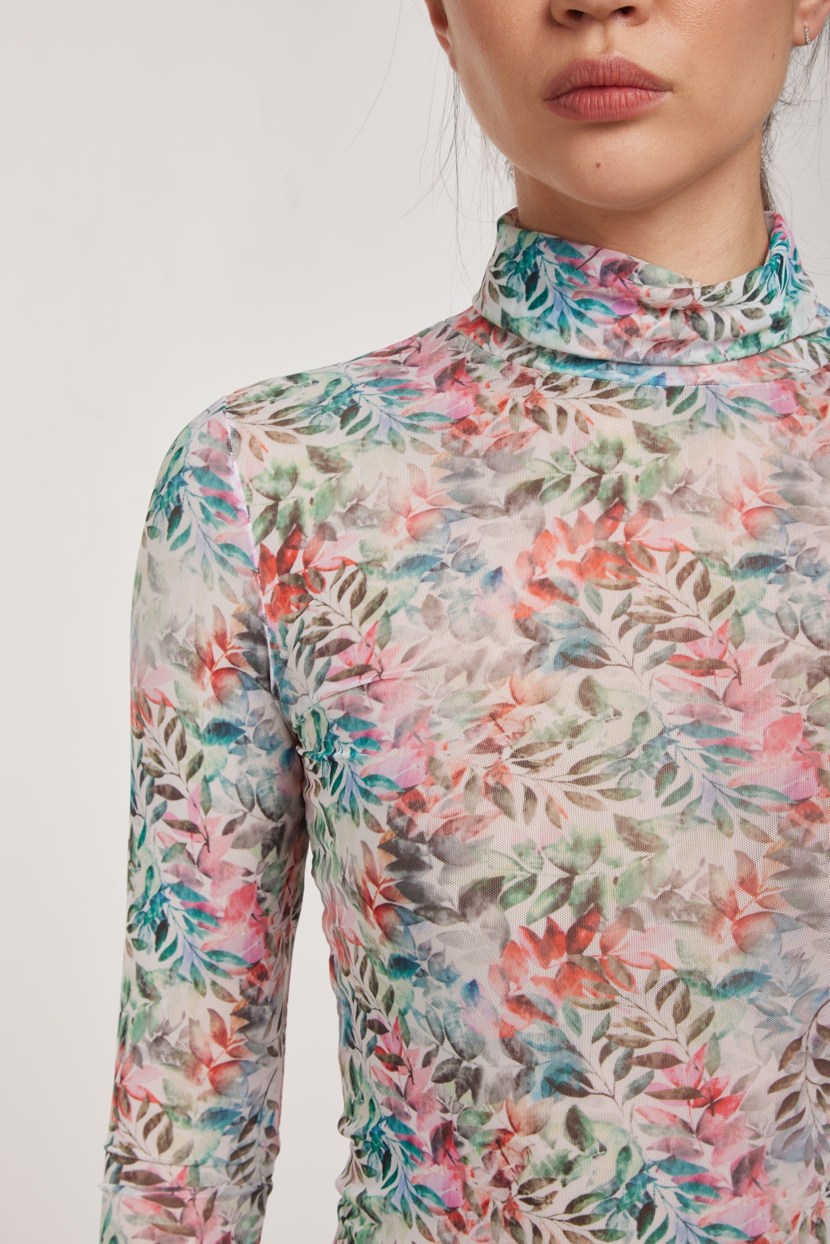 PATRIZIA PEPE Mehrfarbiger Rollkragenpullover mit Blumenmuster