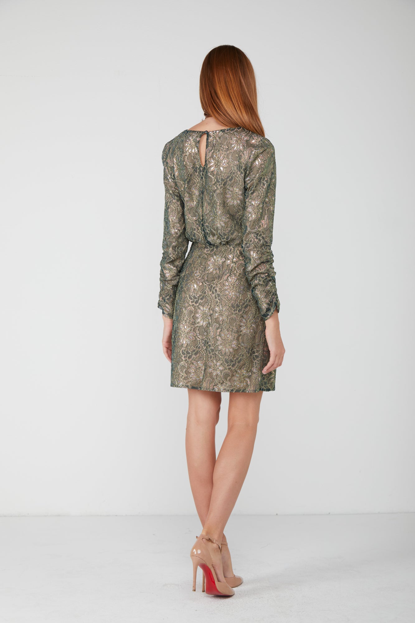 ALESSIA SANTI Kurzes goldenes Kleid mit Blumenapplikationen