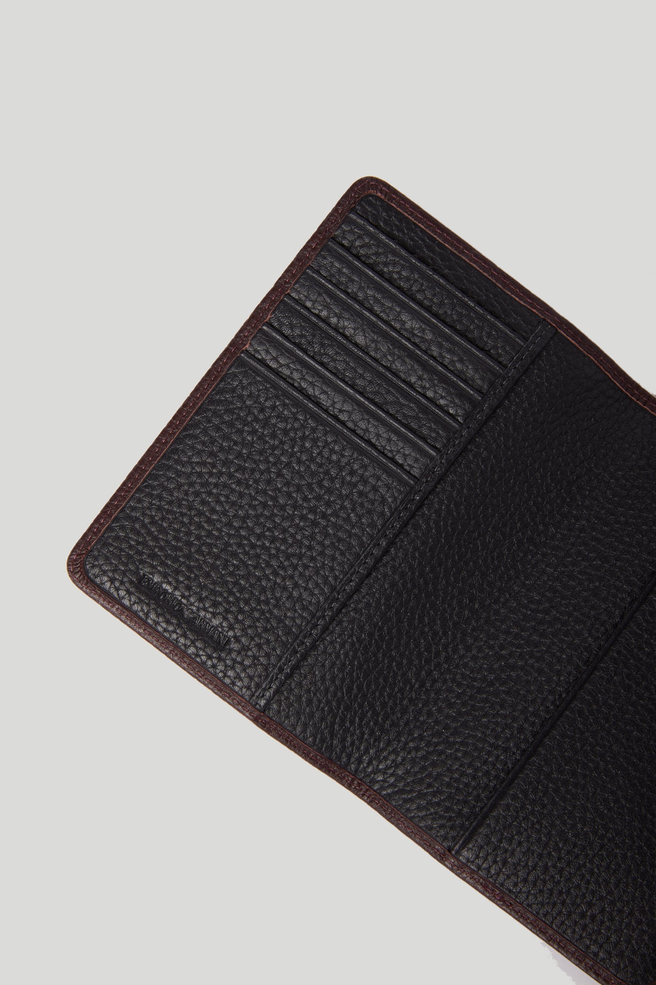 EMPORIO ARMANI Braun Dokumentenhalter aus Leder