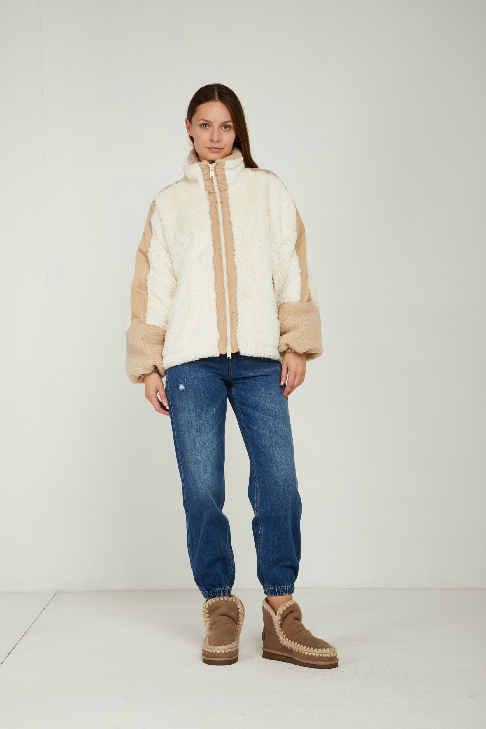 OOF WEAR Weiße kurze Jacke