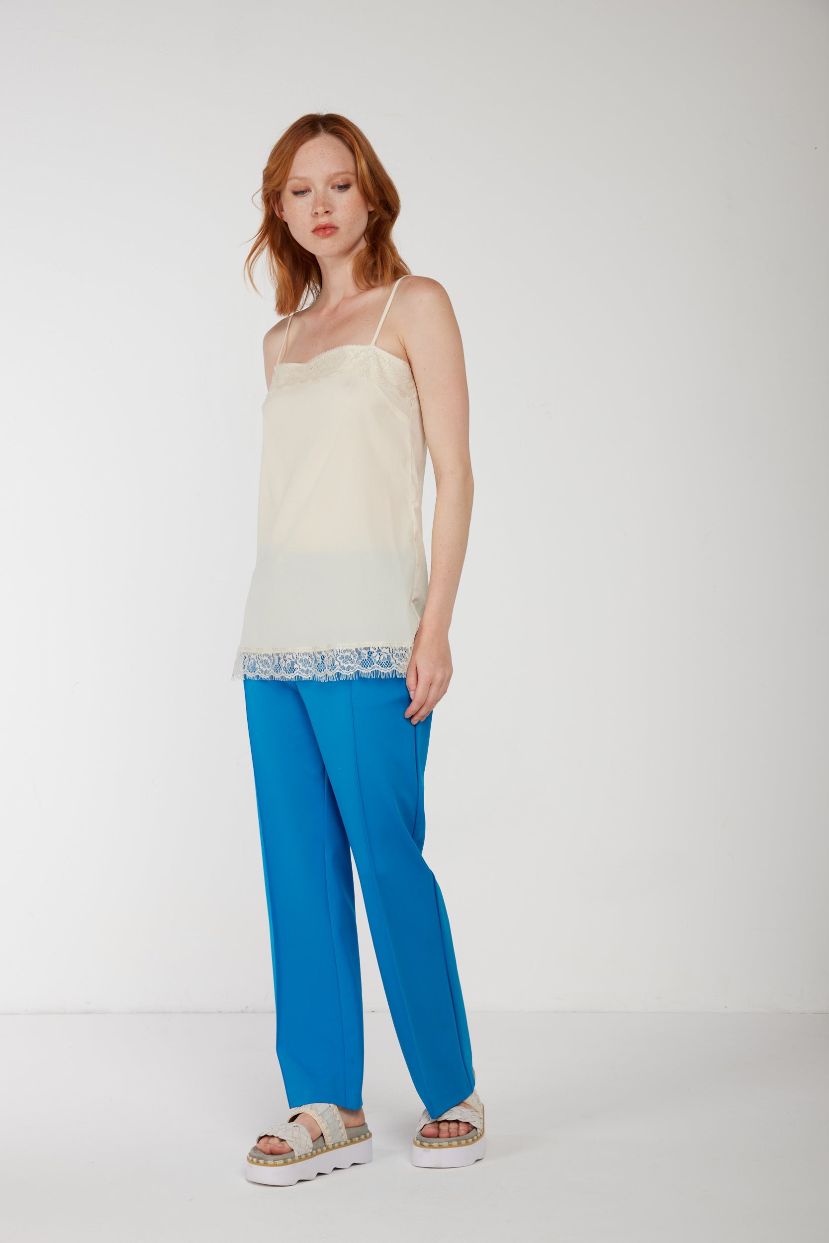 TWINSET Beige Top mit Spitzenkanten