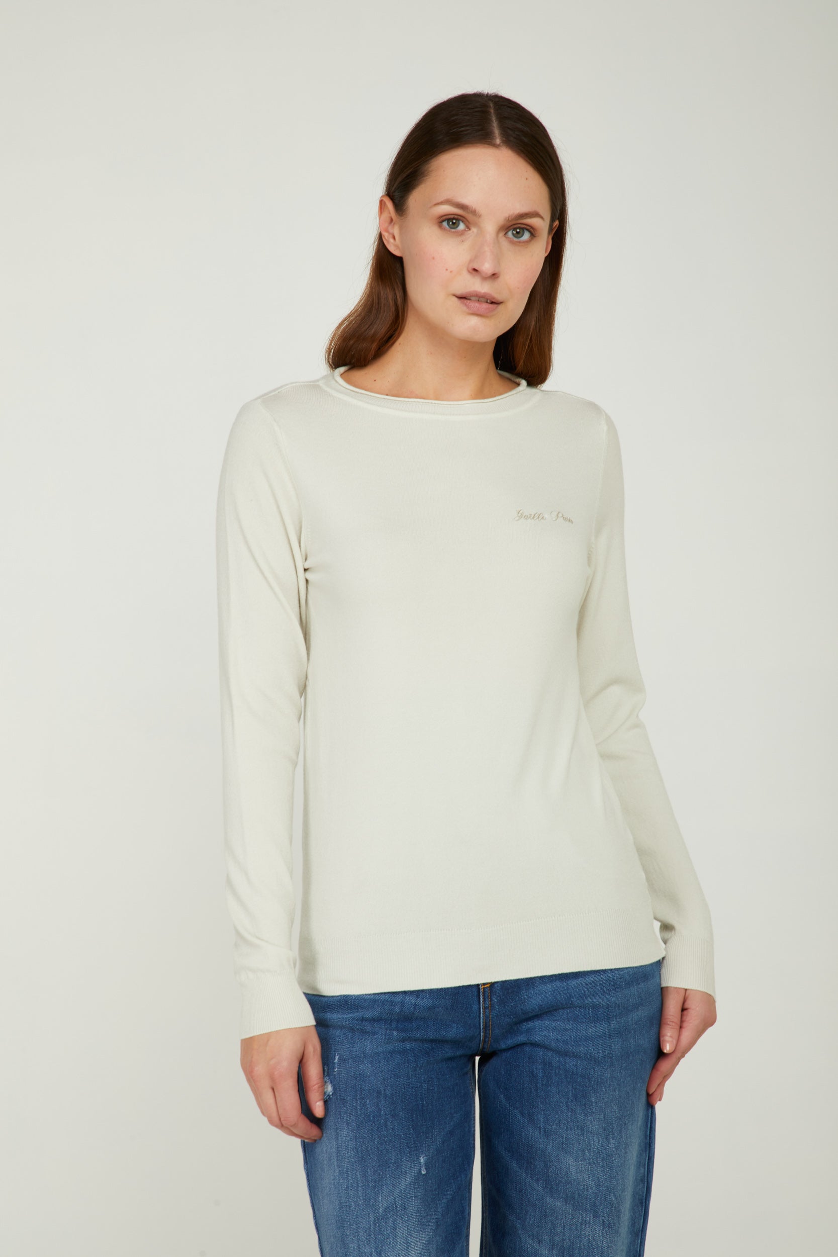 GAELLE Cremefarbener Pullover mit Rundhalsausschnitt