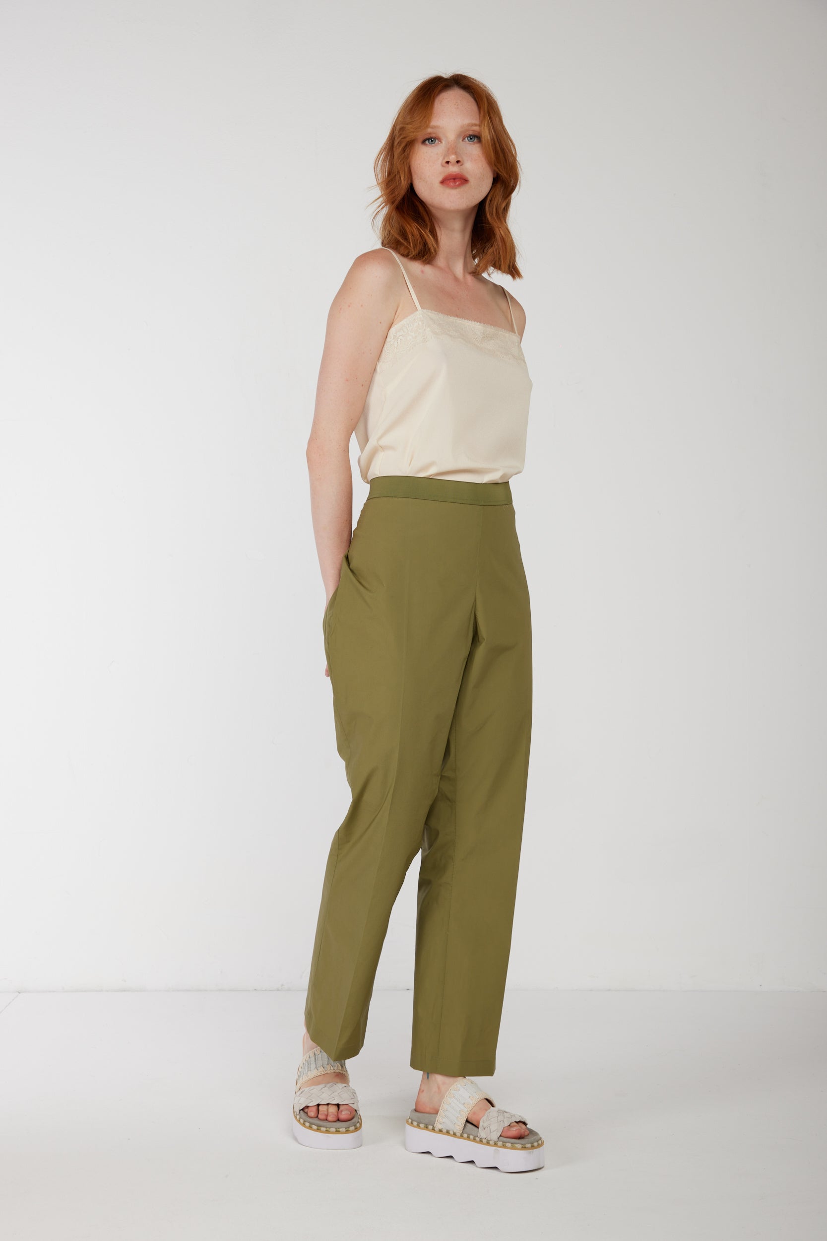 TWINSET Olivgrüne Grüne mit hoher Taille