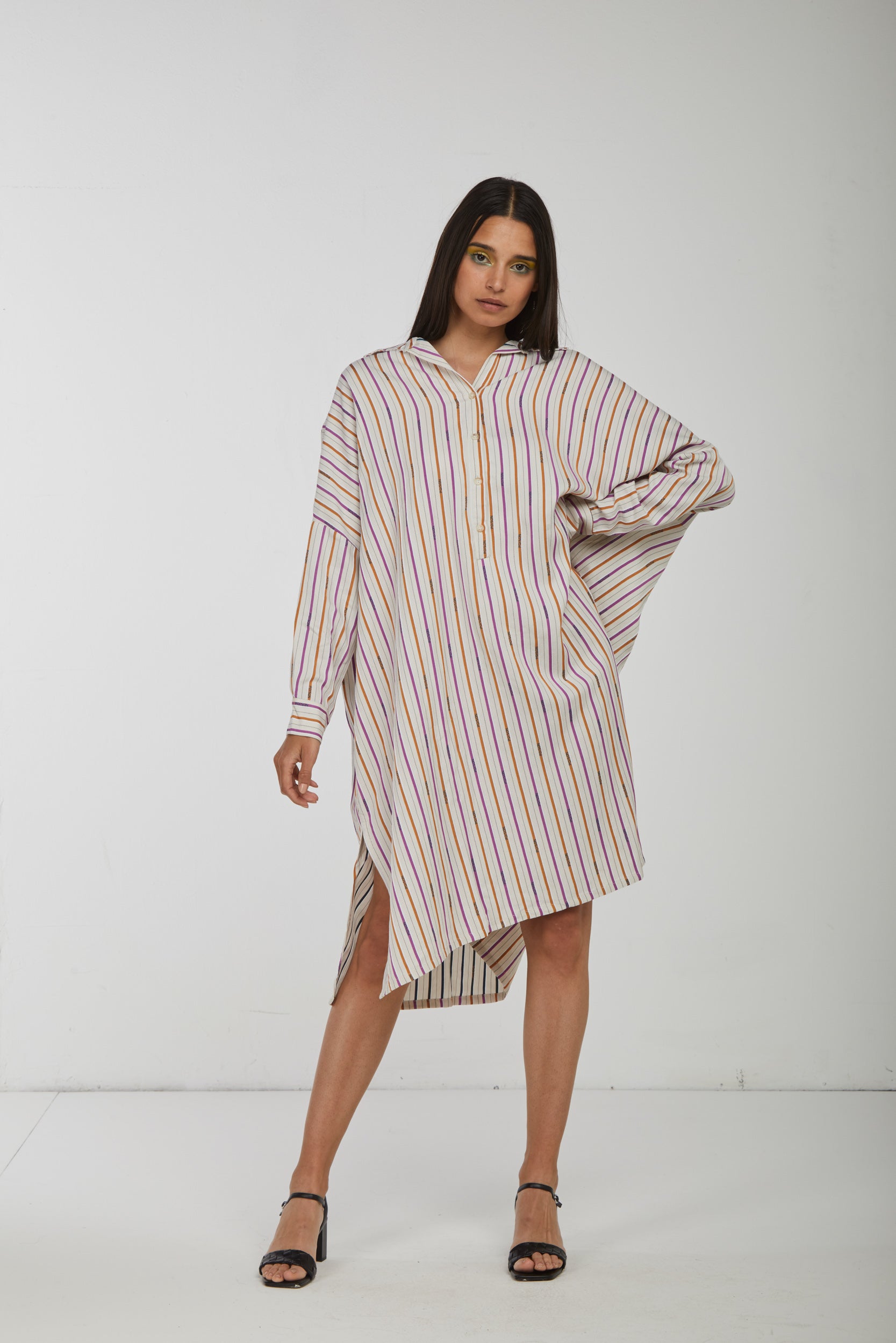 OTTOD'AME Elfenbeinfarbenes, gestreiftes Hemdkleid