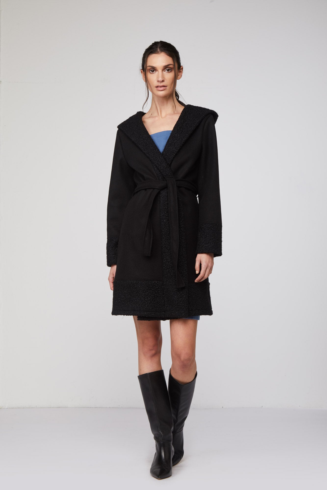 MANGANO Schwarz „Giulia“-Mantel