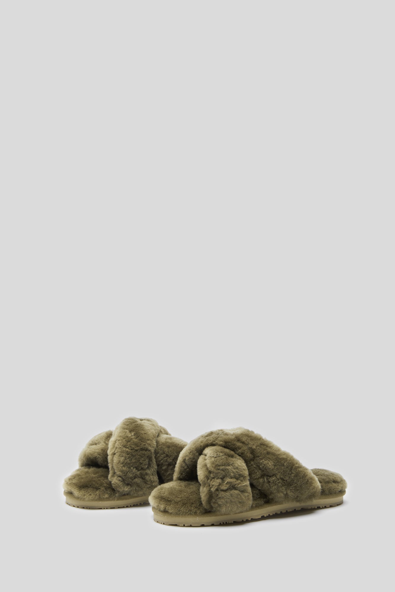 Mou Kreuz-Slipper aus Schaffell Grüne Militärgrün