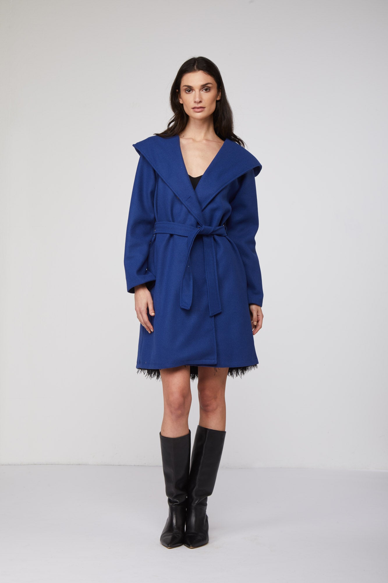 MANGANO Blau Mantel „Lia“.