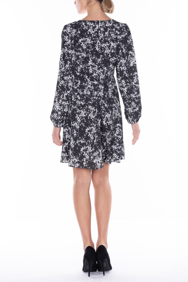 GLAMOURÖSES kurzes Weiße - Schwarz Kleid mit glitzerndem Print