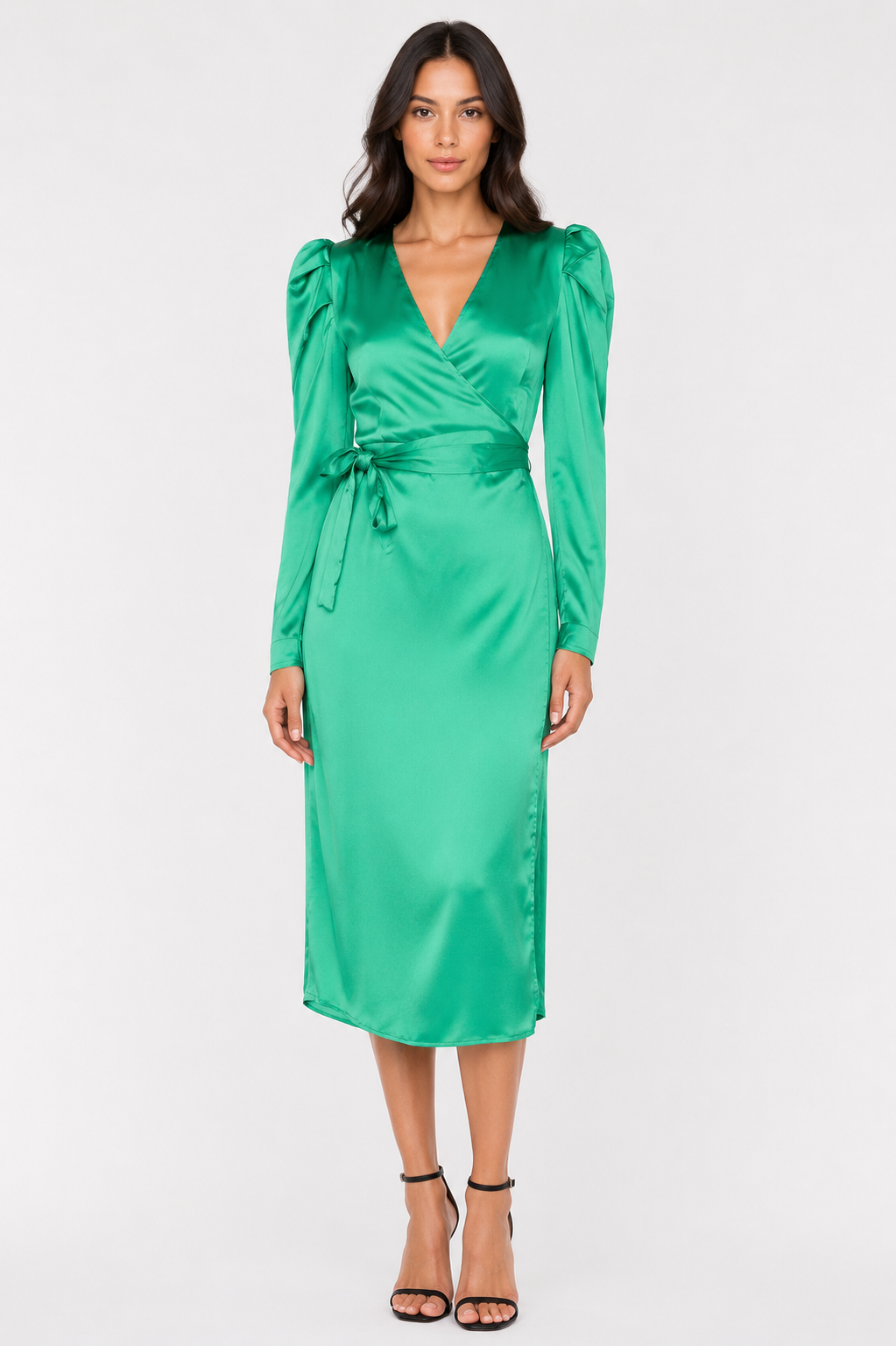 GLAMOURÖSES Grüne Satin-Kimonokleid