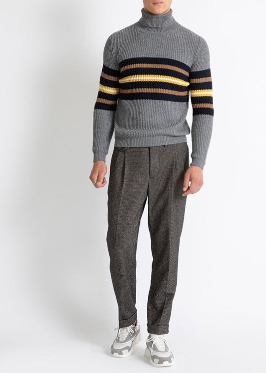 MANUEL RITZ
Rollkragenpullover von Manuel Ritz