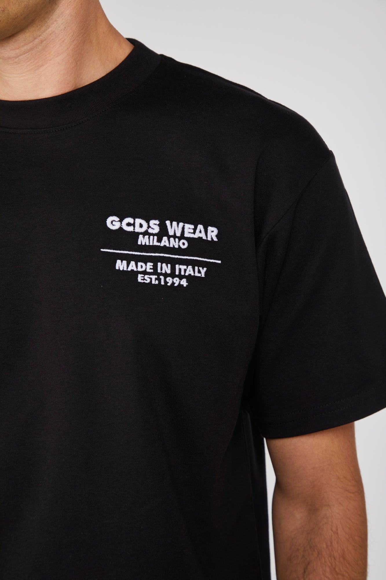 GCDS T-Shirt Nera mit Logo und Catena