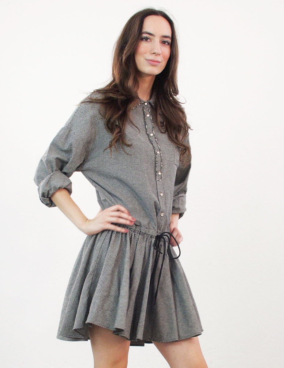 MY TWIN TWINSET Weiße - Schwarz kariertes Kleid mit Kordelzug