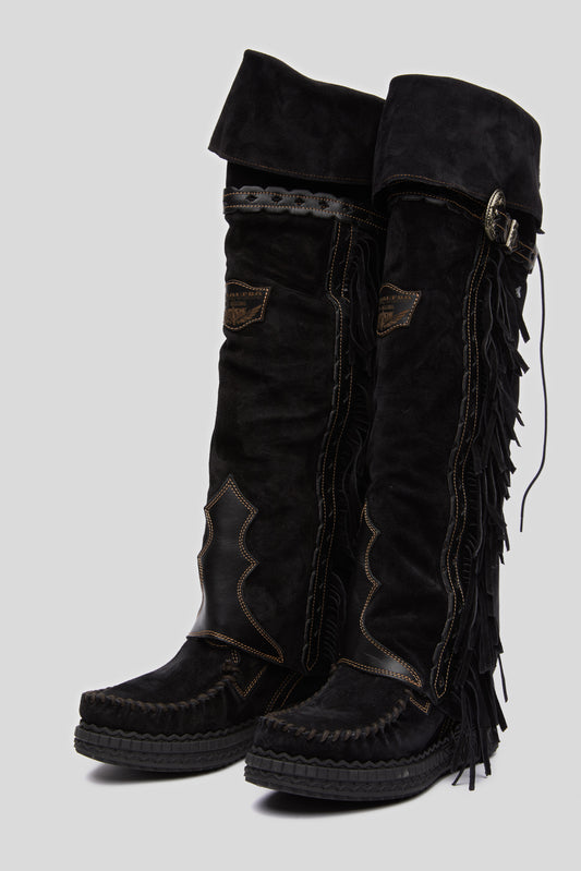 DER COWBOY Coleen Silverstone Kohlenstoff