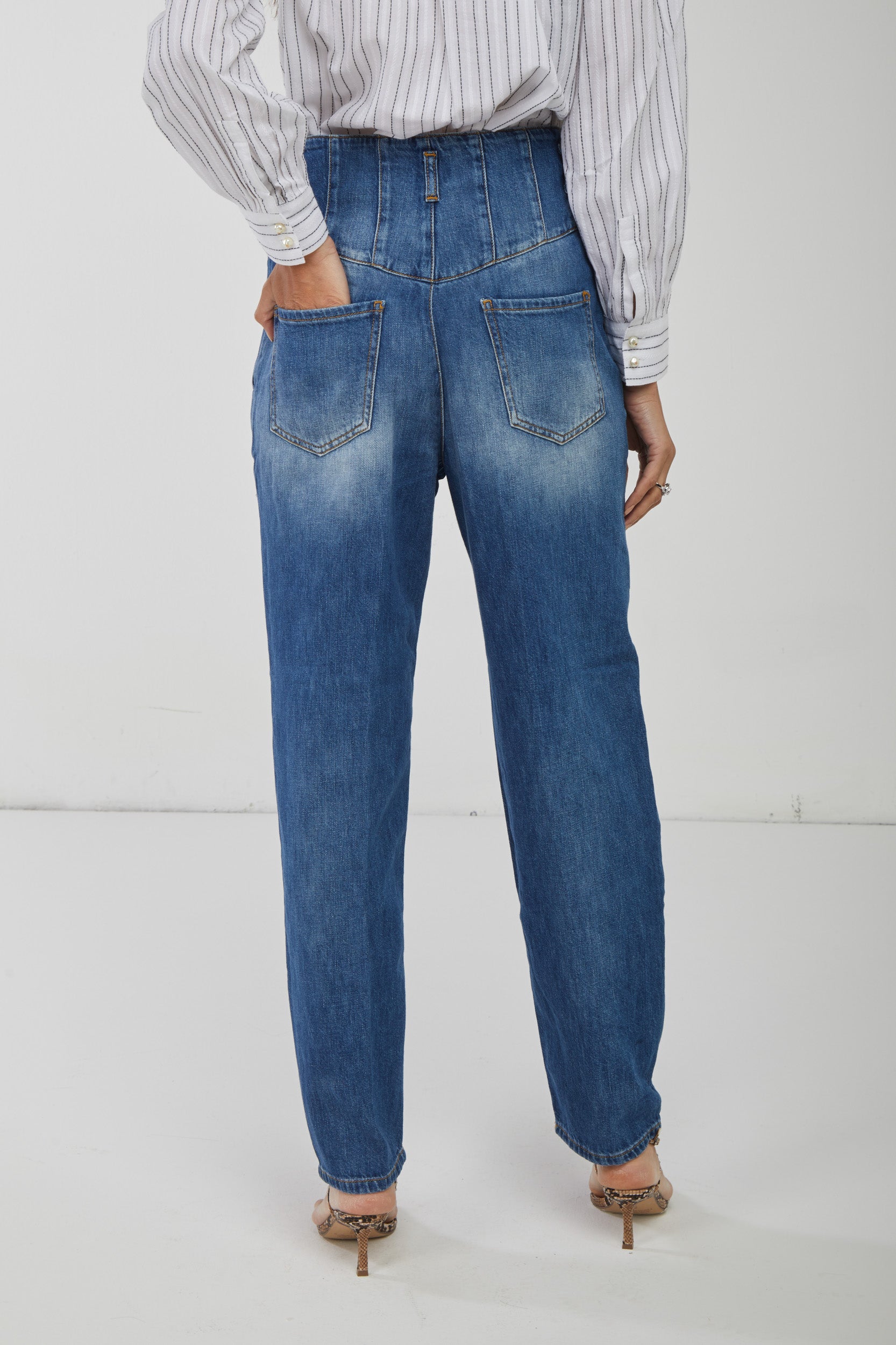 PINKO Baggy Jeans mit Bustier-Effekt